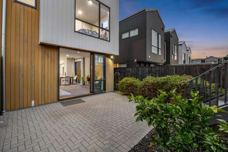 10 Kapia Road Westgate_24