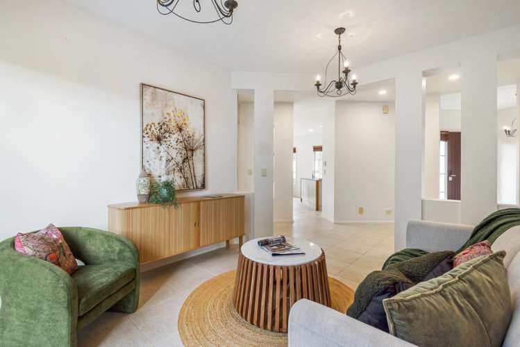 1 Scarlet Oak Drive Schnapper Rock_8