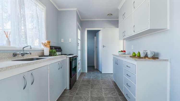 17 Mountbatten Grove Clouston Park_5