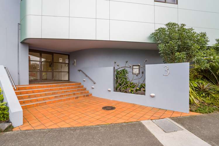 305/3 Morningside Drive Morningside_17