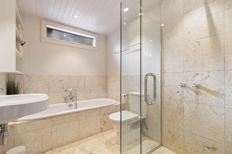 5/12 Dublin Street Queenstown_8