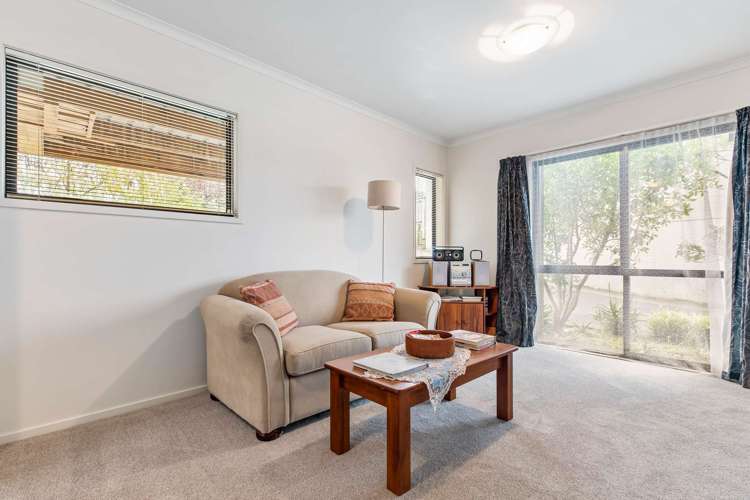 27/94 Glengarry Road Glen Eden_6