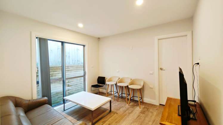 17D Masons Road Oteha_22