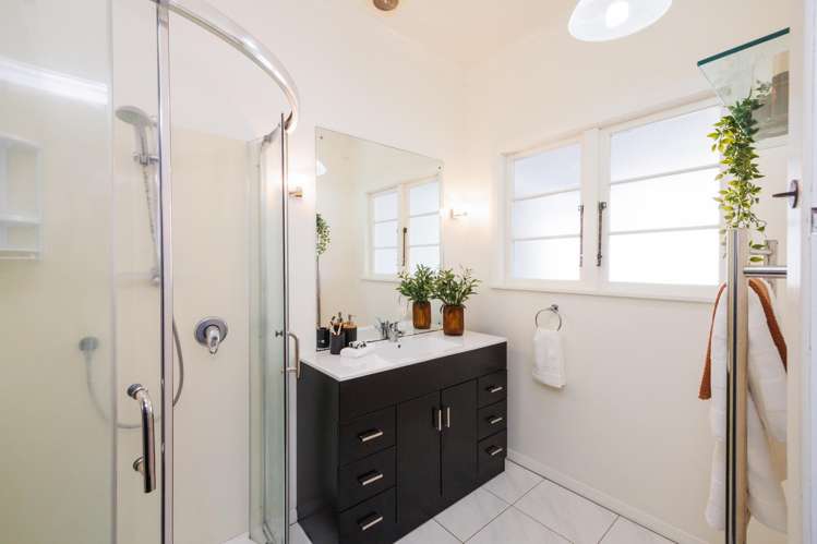 18 East Street Terrace End_23