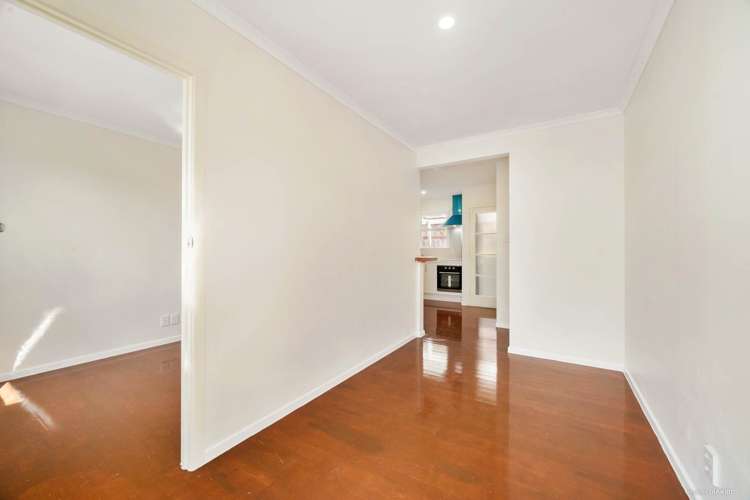3/9 College Road Northcote_10