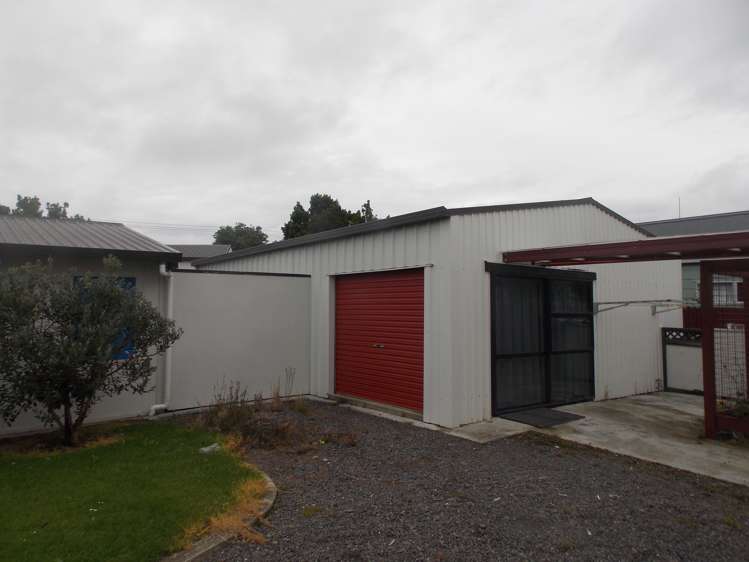 8 BURT STREET Sanson_34