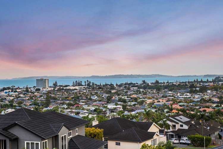 9 Dorchester Place Orewa_9