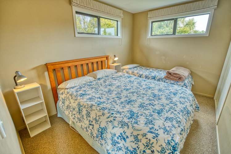 4 Russell Street Okarito_17