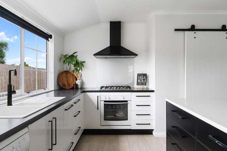 483 Nelson Road Lytton West_2