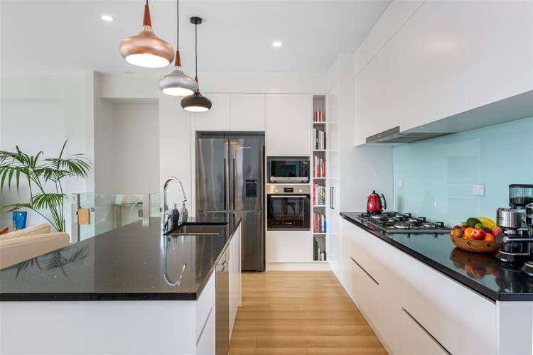 12 Moki Place Long Bay_6