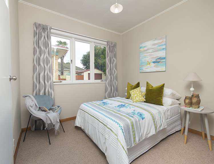 2 Richardson Avenue Pukekohe_5