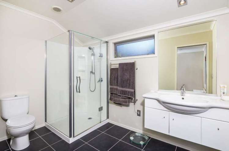 1/253 Mapara Road Acacia Bay_14