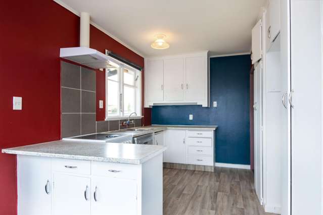 190 Maxwell Road Redwoodtown_1