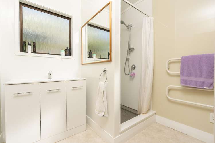 10 Rurumoki Street Regent_8