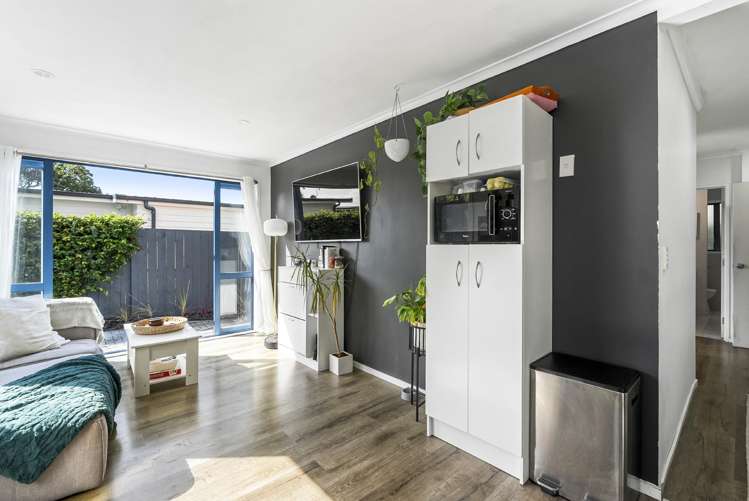 3/1013 Beach Road Torbay_17