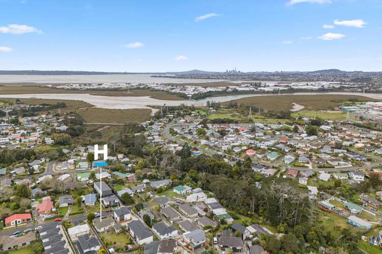 5 Valron Road Te Atatu South_32