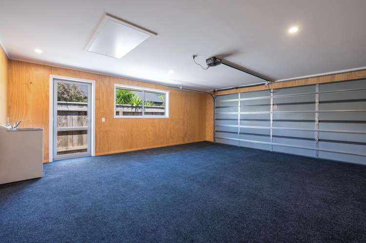 12 Cupola Crescent Richmond_21