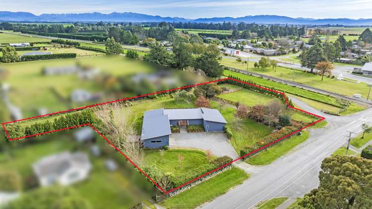 1251 Courtenay Road_4