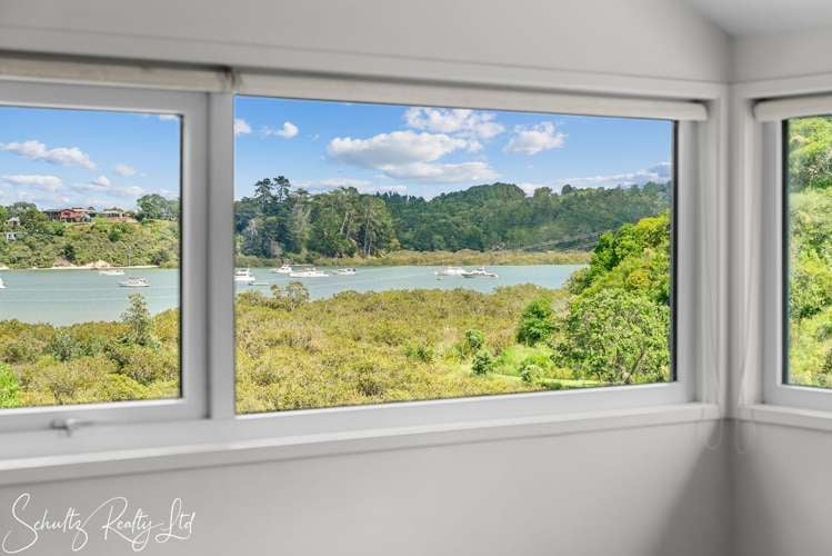 1122 Whakapirau Road_0