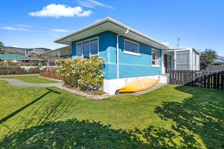 8 Lemari Avenue Stoke_27