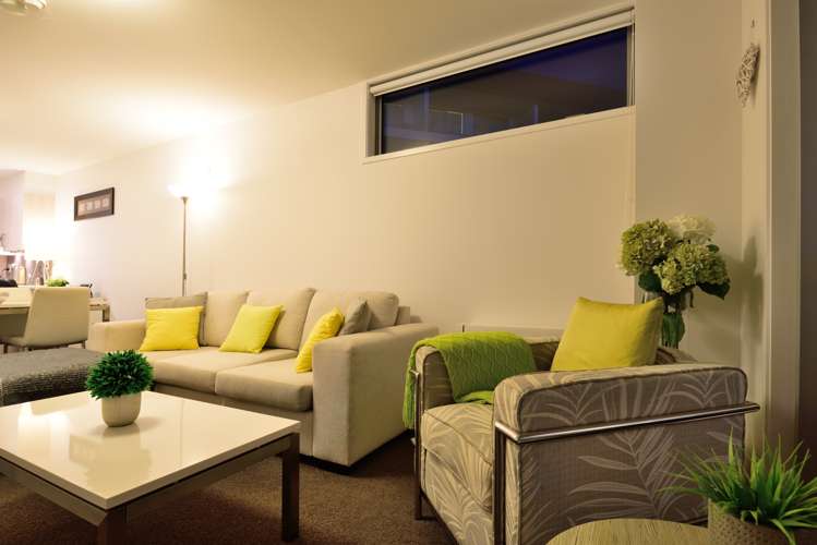 111/17 Link Crescent Stanmore Bay_5