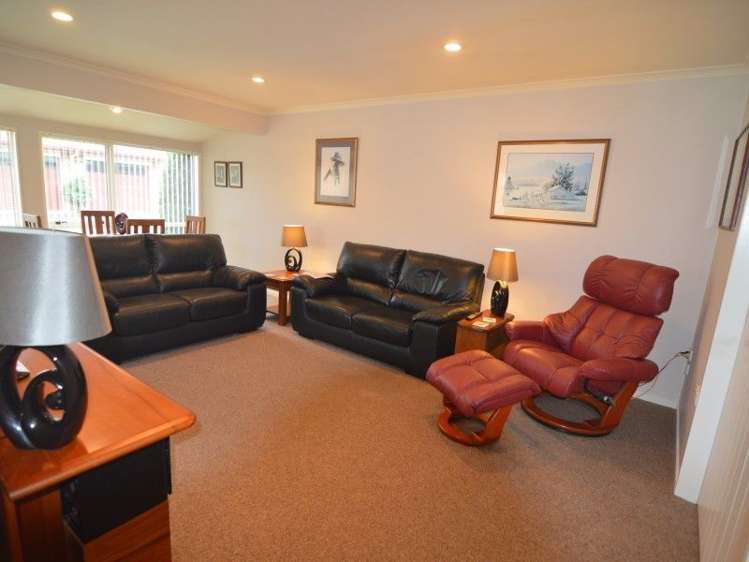 52/55 Armstrong Avenue Carterton_4