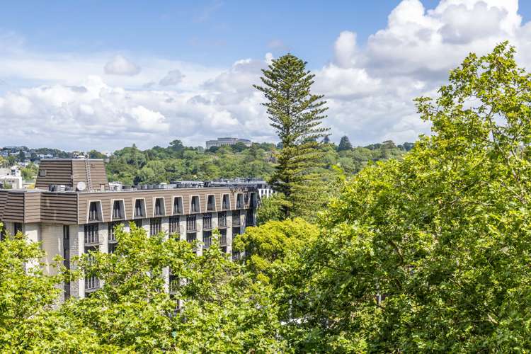 712/1 Parliament Street Auckland Central_11