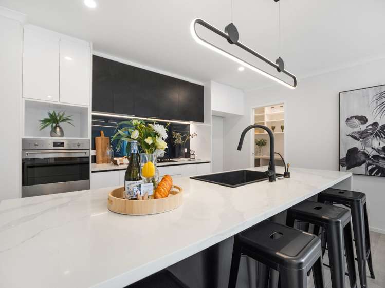 32 Waireka Rd Rototuna_7