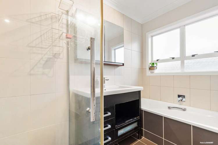 25 Ambler Avenue Glen Eden_18