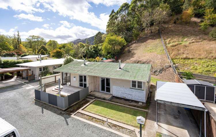 1 and 2/22 Mill Street Maitai Valley_7