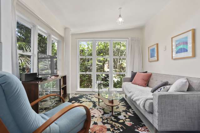 33 York Road Titirangi_2