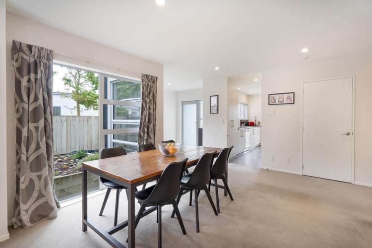 38 Erlestoke Crescent Churton Park_4