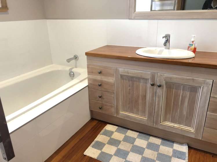 44 Fernleigh Avenue Epsom_8