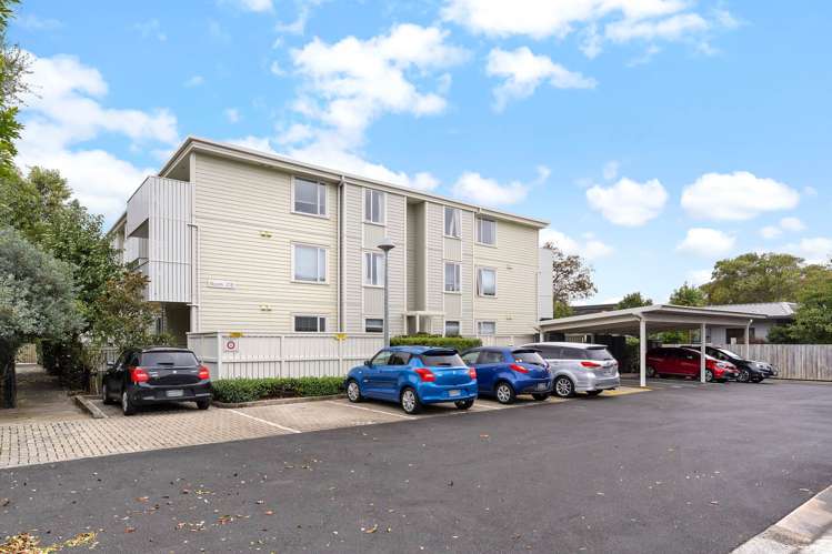 207/21B Swanson Road Henderson_15