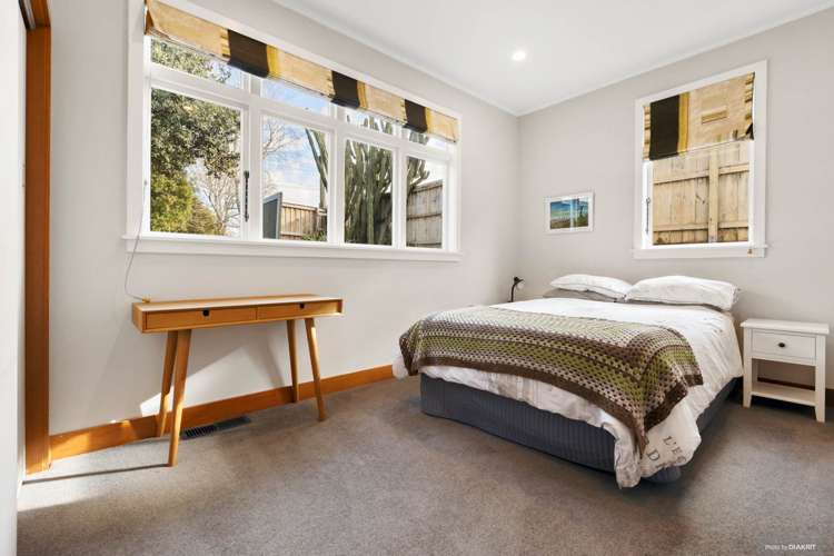 61 King George Avenue Epsom_24