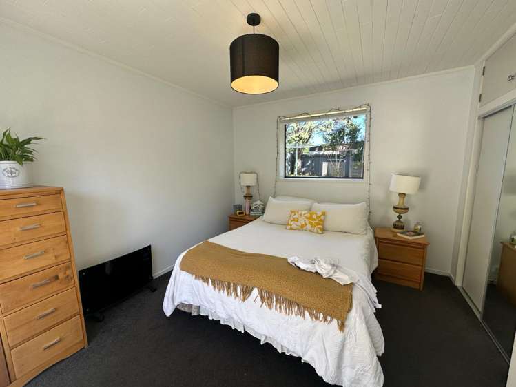 28 Matuhi Rise Henderson_9