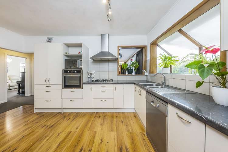 22 Routley Drive Glen Eden_6