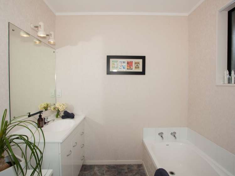 20 Aspen Way Kelvin Grove_12