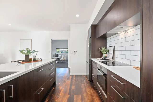 6 Kingston Court 2743_4
