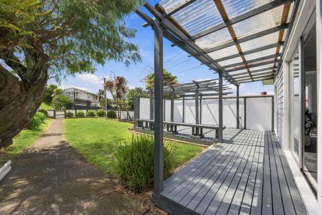 4 Lympne Lane Mangere_3