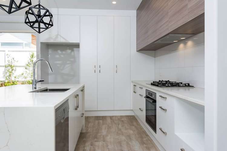 12 Carthey Road Wainui_5