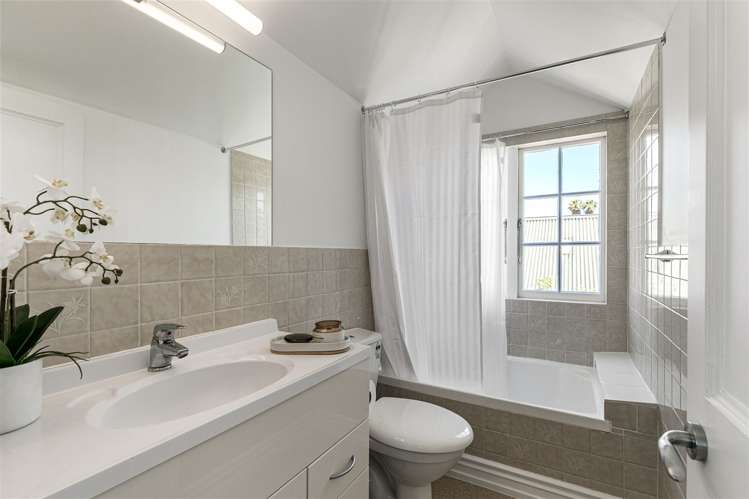 4 William Bond Street Stanley Point_20