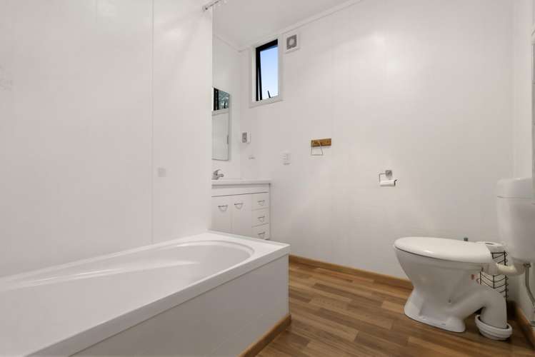 1/17 Kotare Street Hilltop_10