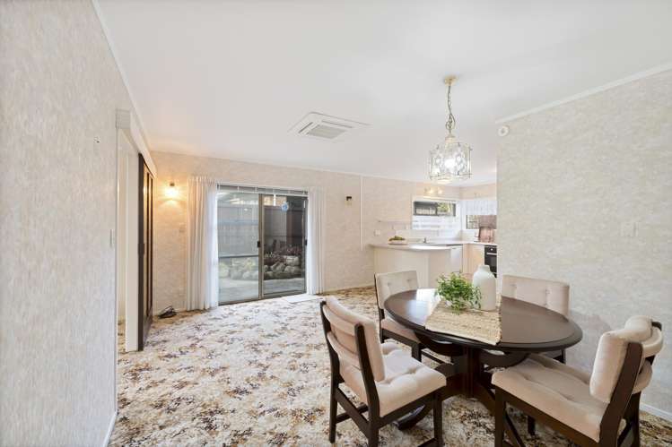 21 Matuhi Rise Henderson_13