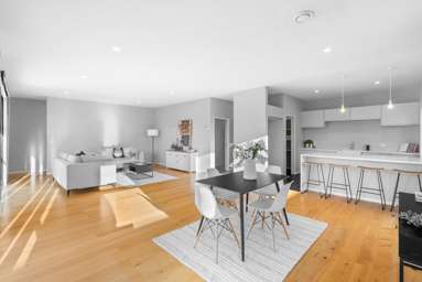 5 Bargrove Close_2