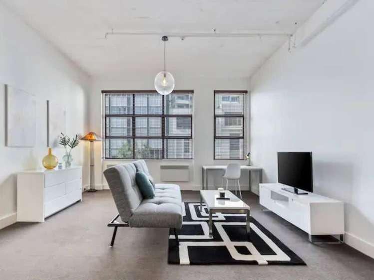 302/39 Anzac Avenue 10015_1