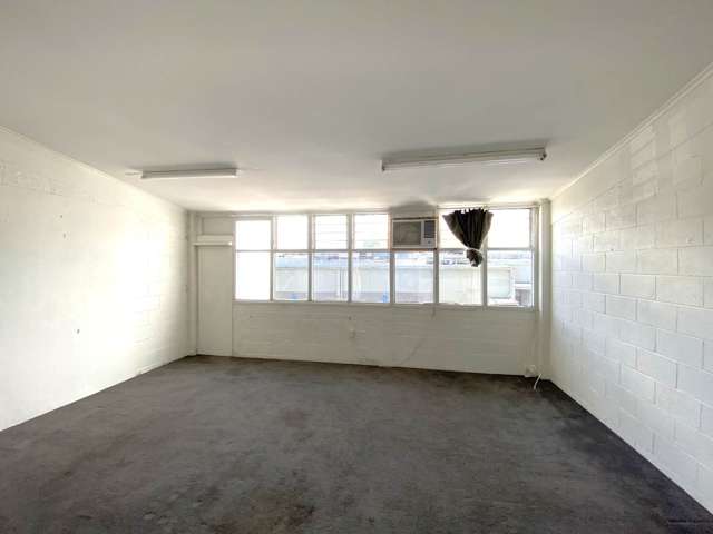 24A Queens Road Panmure_1