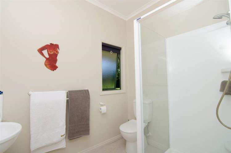 172 Woodlands Road Carterton_23