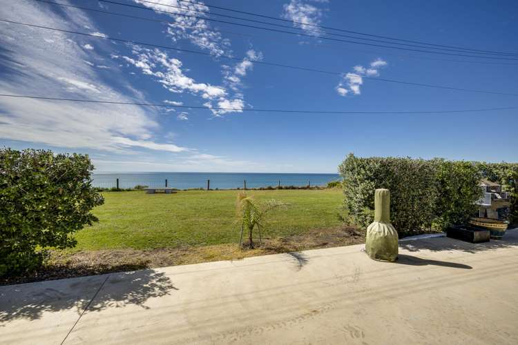 43 North Shore Road Whirinaki_6