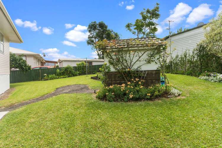 22 Thomas Avenue Te Atatu Peninsula_18